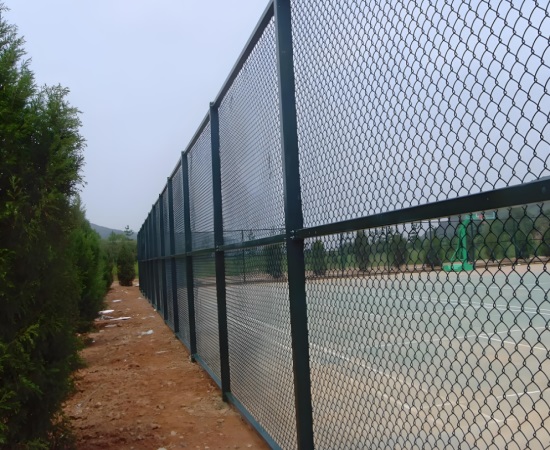 五指山体育场护栏网